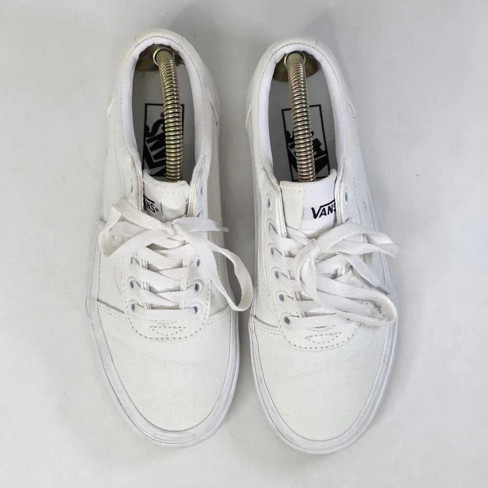 Vans Ward Sneakers Womens Size 7 White Canvas Casual Skate Low Top Classic Shoes